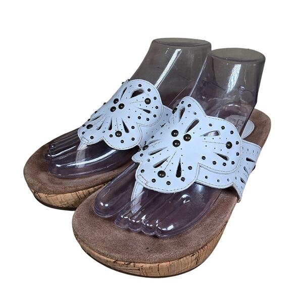Clarks Artisan Sandals Palima Palm Laser Cut Thong Cork Wedge White Womens Sz 8 - Picture 2 of 10